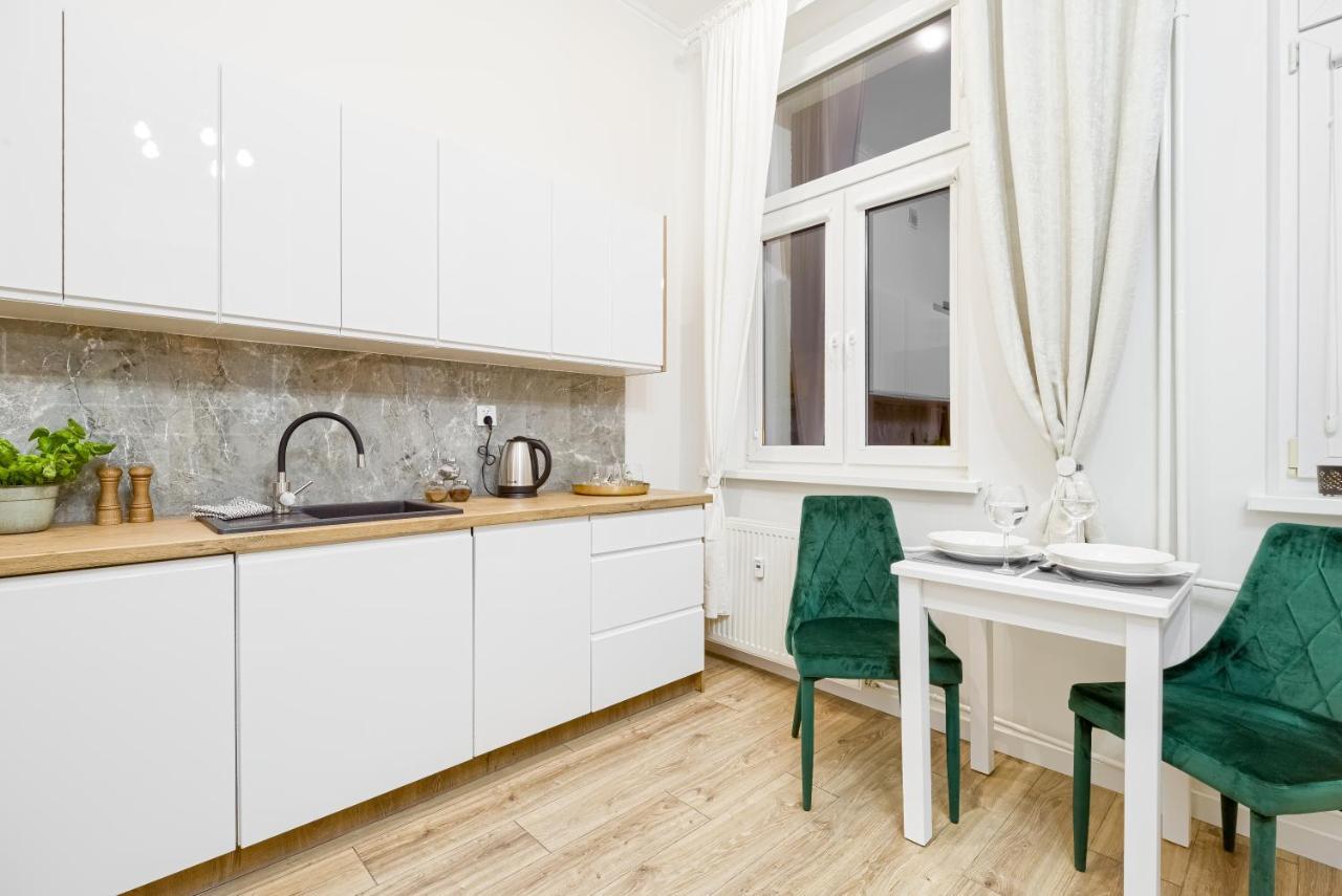 Niron Apartament Dom Z Papieru Sztokholm Pila Exterior photo